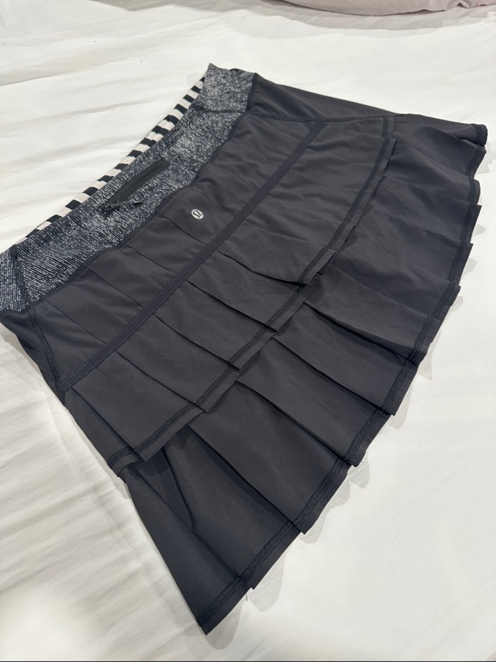 lululemon athletica Black Pleated Athletic Mini Skirt